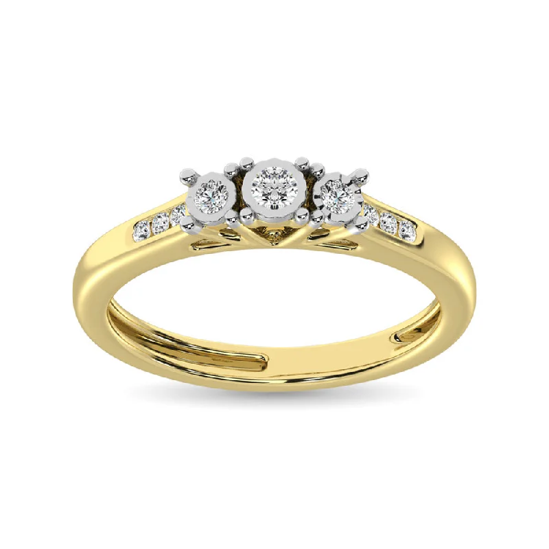 Classic engagement ring for women-10K Yellow Gold 1/4 Ct.Tw.Diamond Three Stone Ring