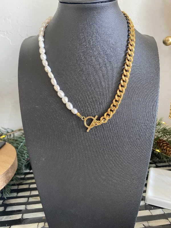 Unique necklace for women-LAUREN Modern Pearl and Chain Necklace